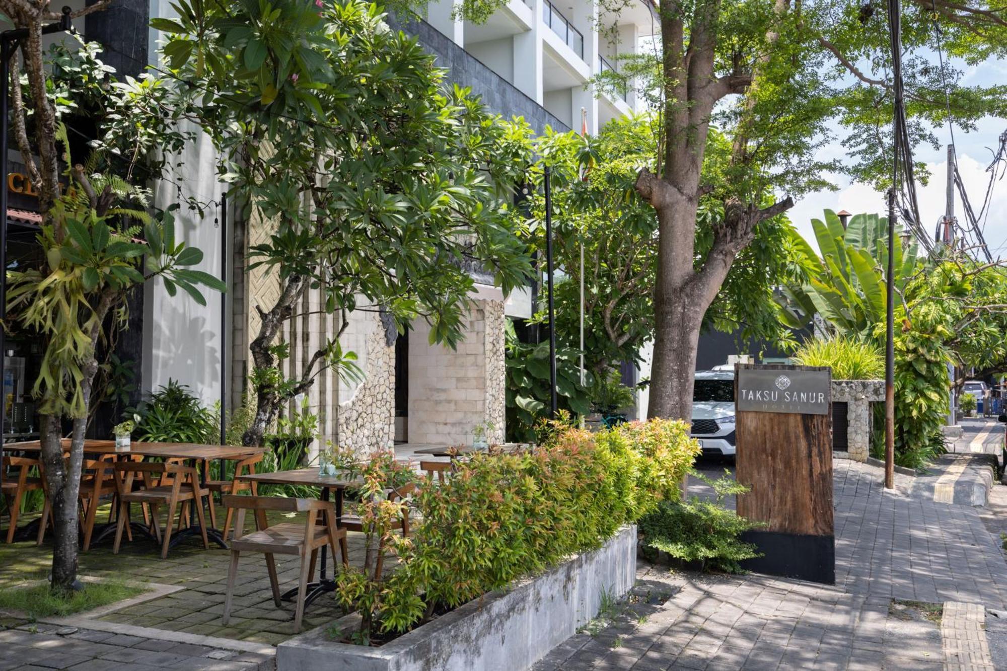 Taksu Sanur Hotel Exterior photo